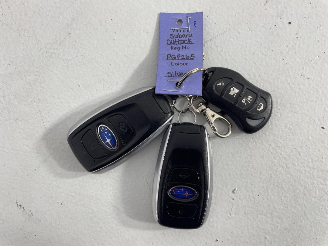 Photo '22' of Subaru Outback