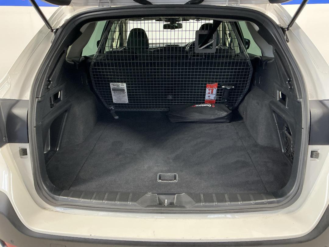 Photo '14' of Subaru Outback