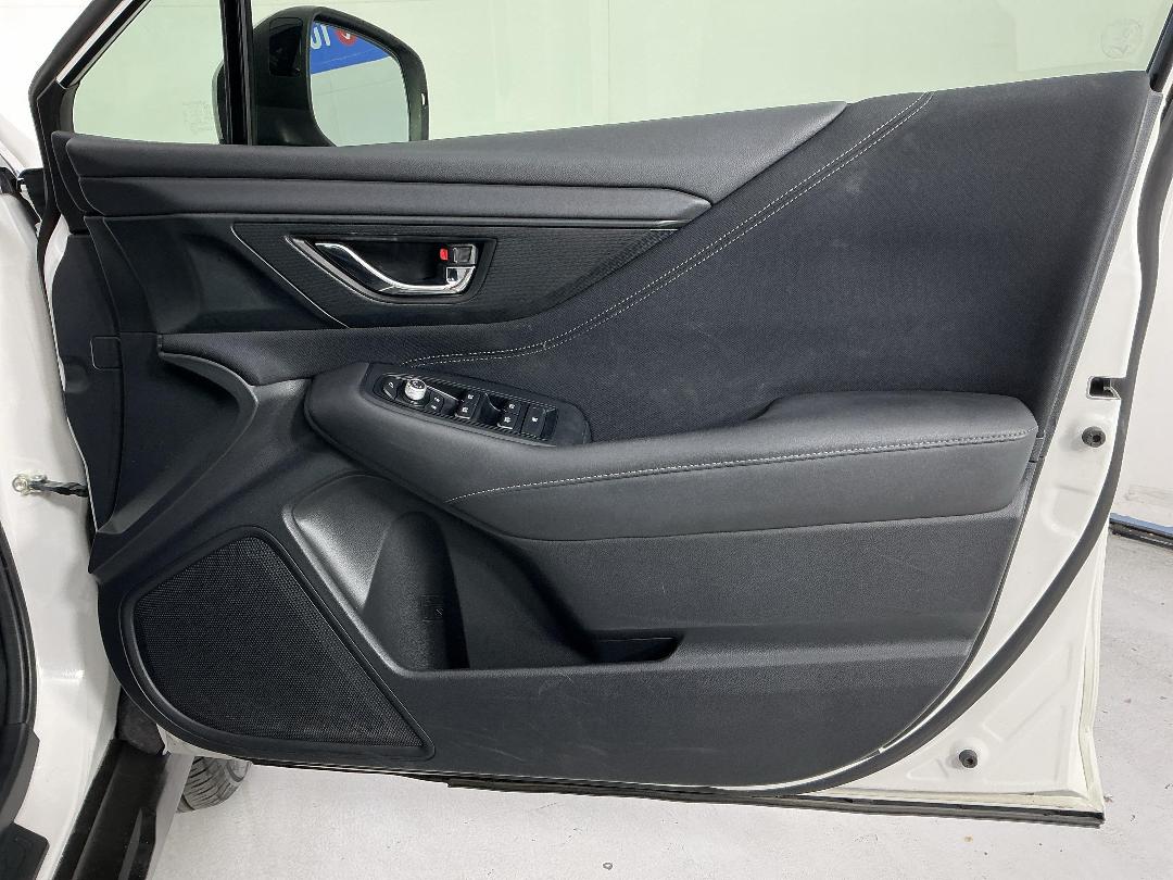 Photo '15' of Subaru Outback