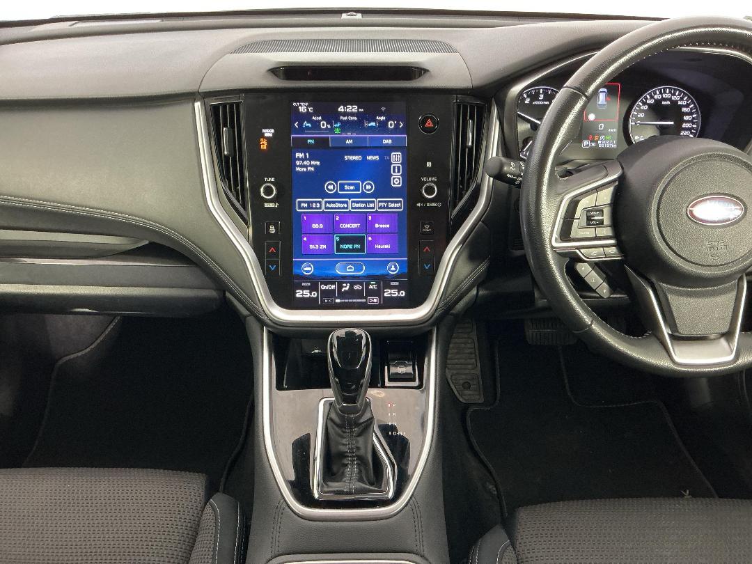 Photo '18' of Subaru Outback