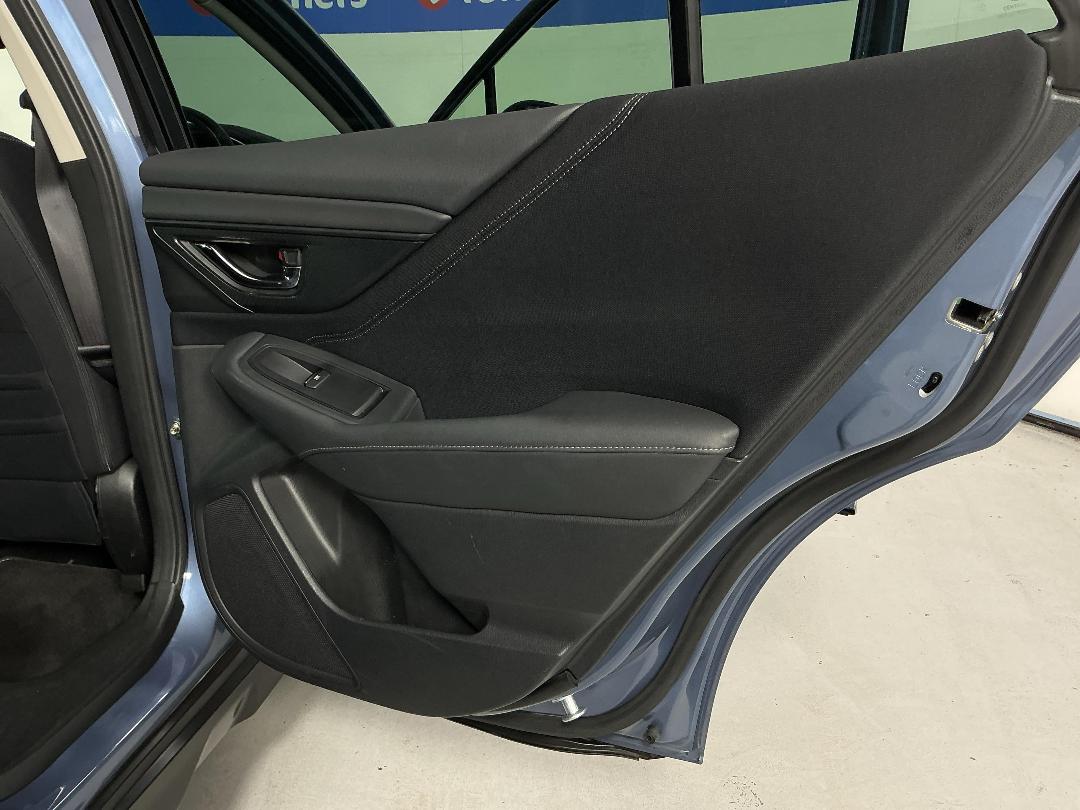 Photo '19' of Subaru Outback Photo '19' of Subaru Outback