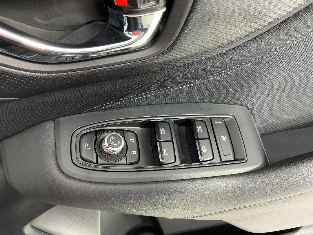 Photo '25' of Subaru Outback Photo '25' of Subaru Outback