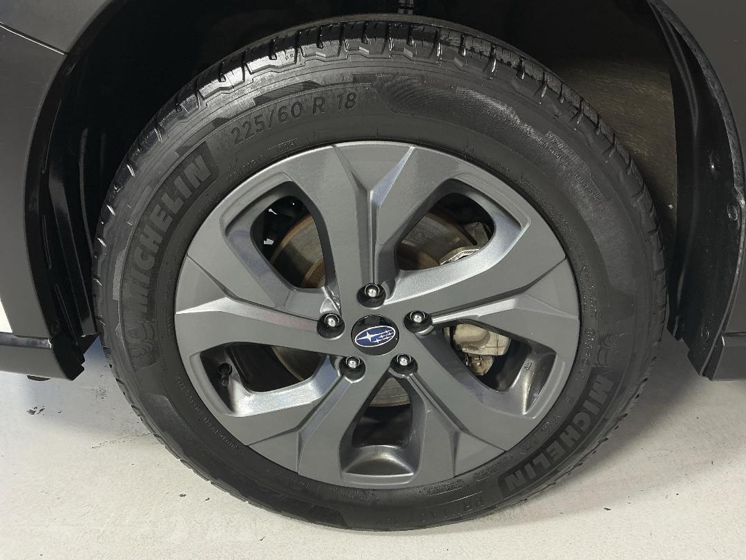 Photo '10' of Subaru Outback