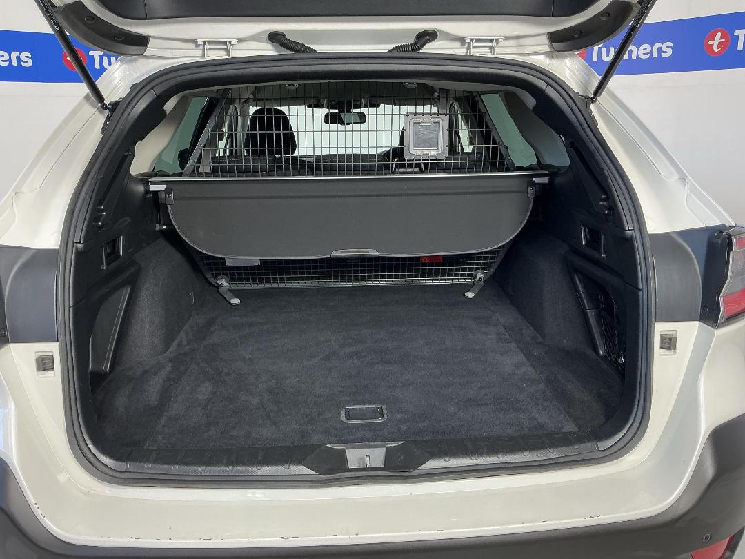 Photo '14' of Subaru Outback