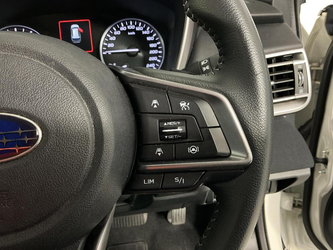 Photo '24' of Subaru Outback