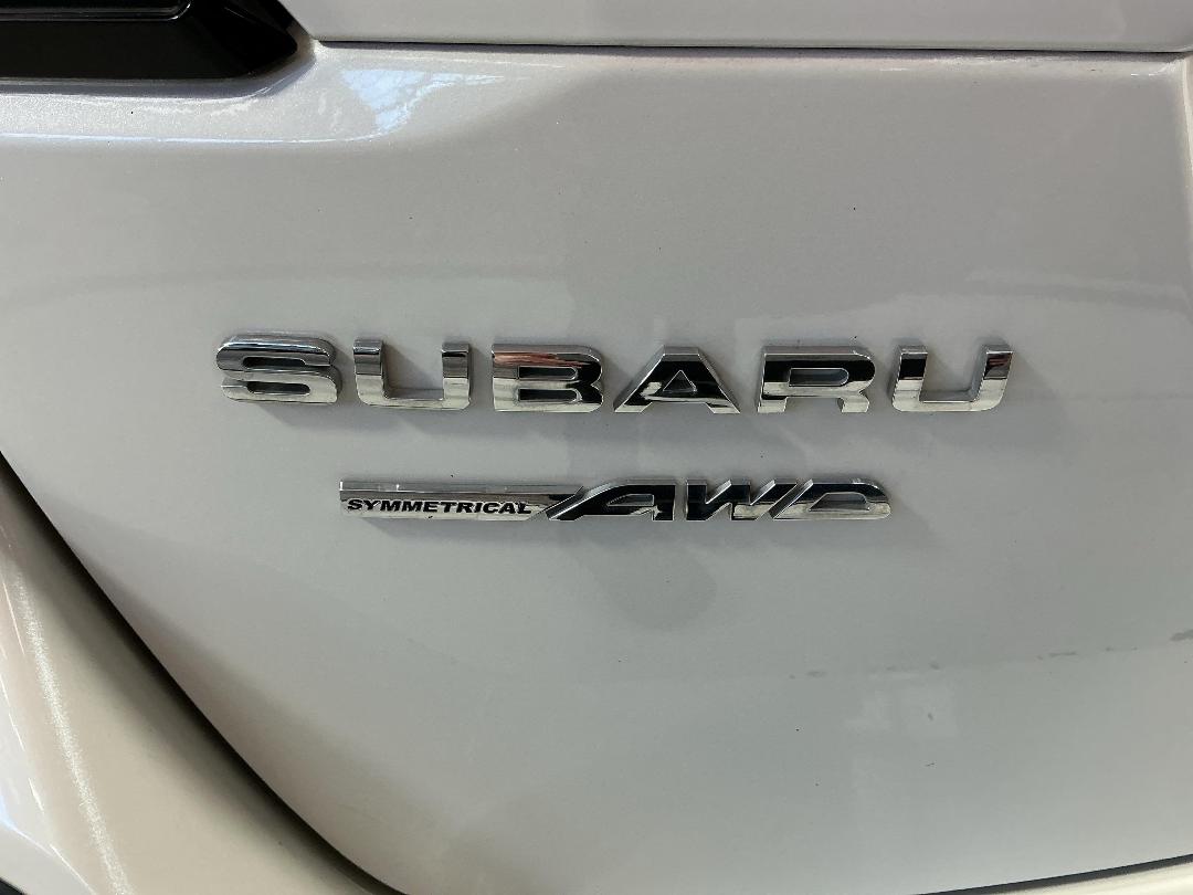 Photo '28' of Subaru Outback