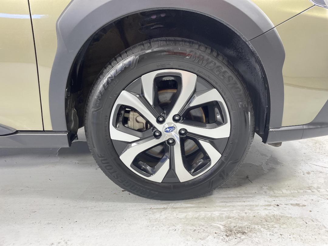 Photo '9' of Subaru Outback