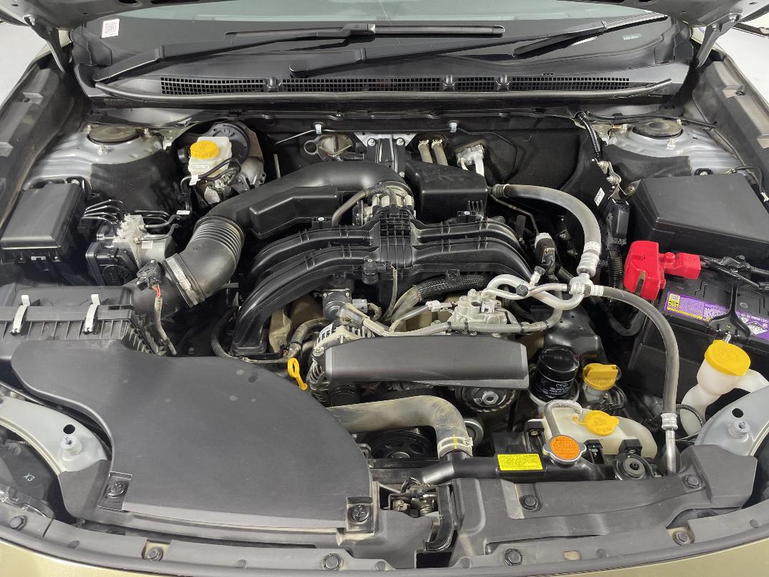 Photo '13' of Subaru Outback