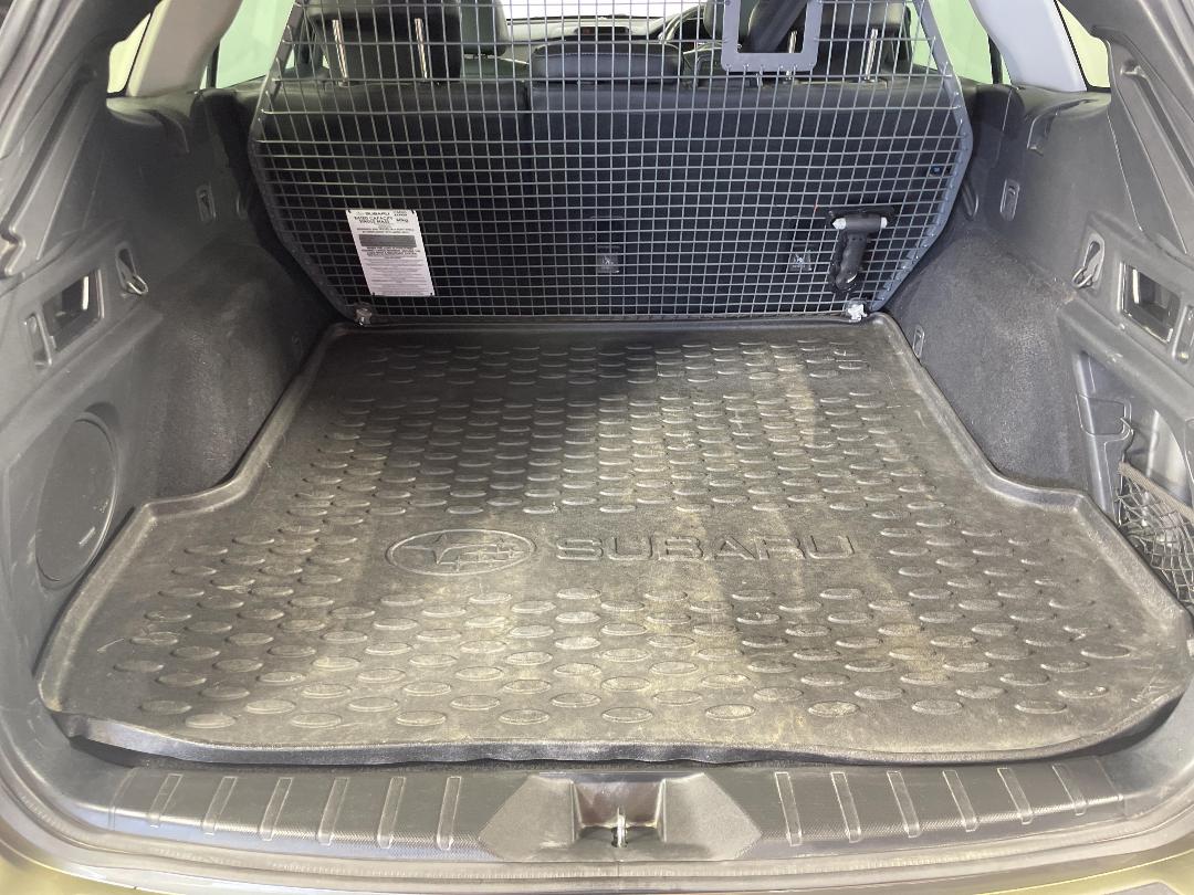 Photo '14' of Subaru Outback