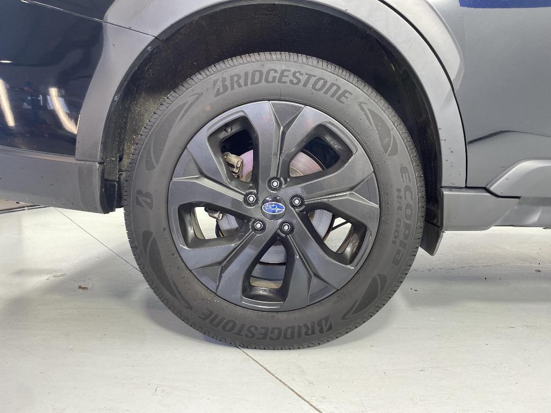 Photo '12' of Subaru Outback