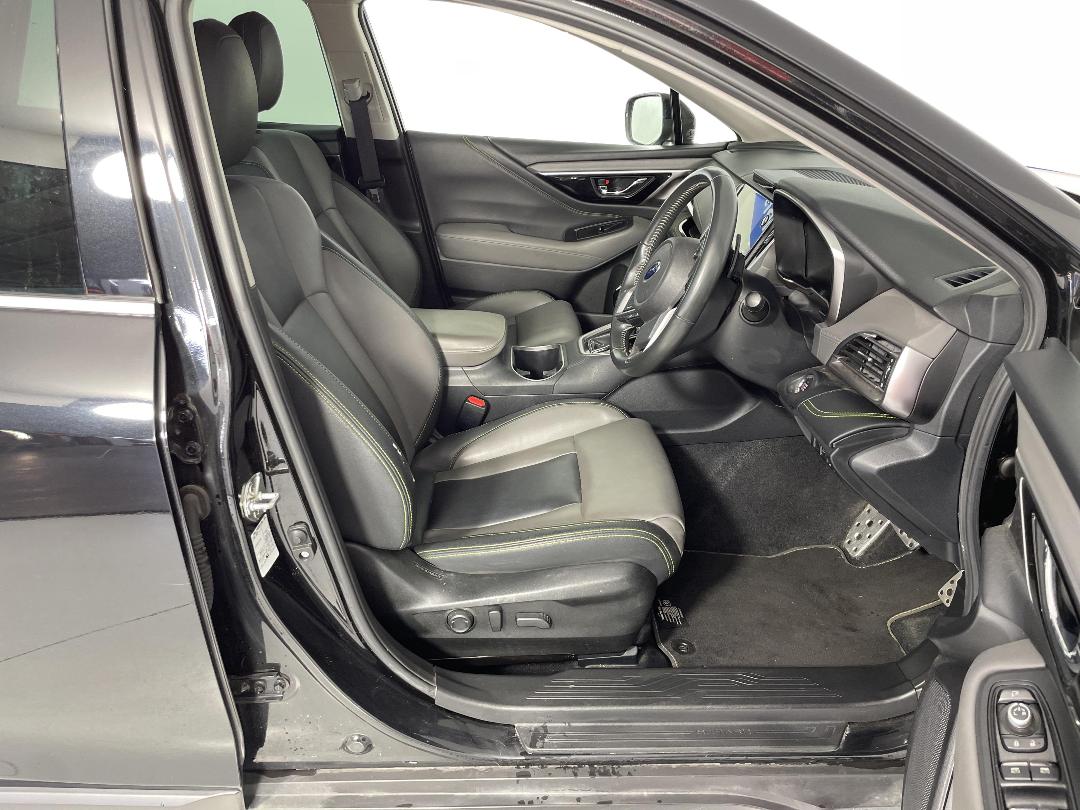 Photo '16' of Subaru Outback