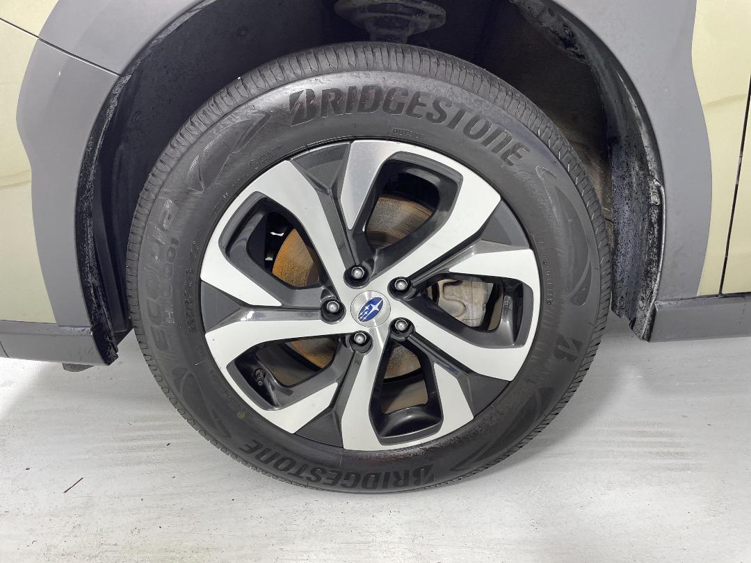 Photo '10' of Subaru Outback