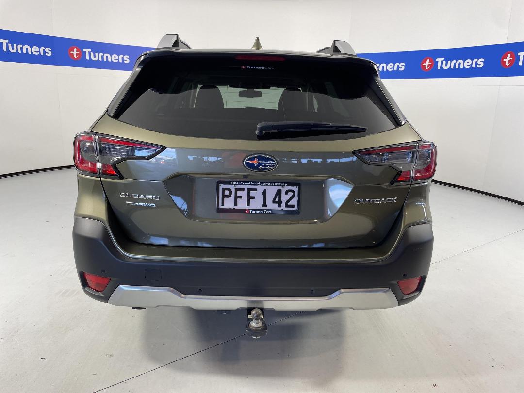 Photo '6' of Subaru Outback