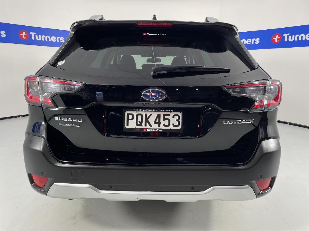 Photo '6' of Subaru Outback