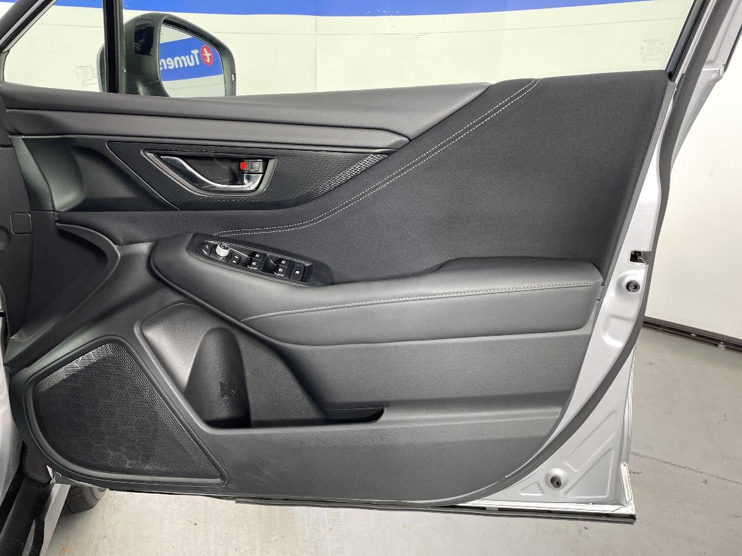 Photo '15' of Subaru Outback