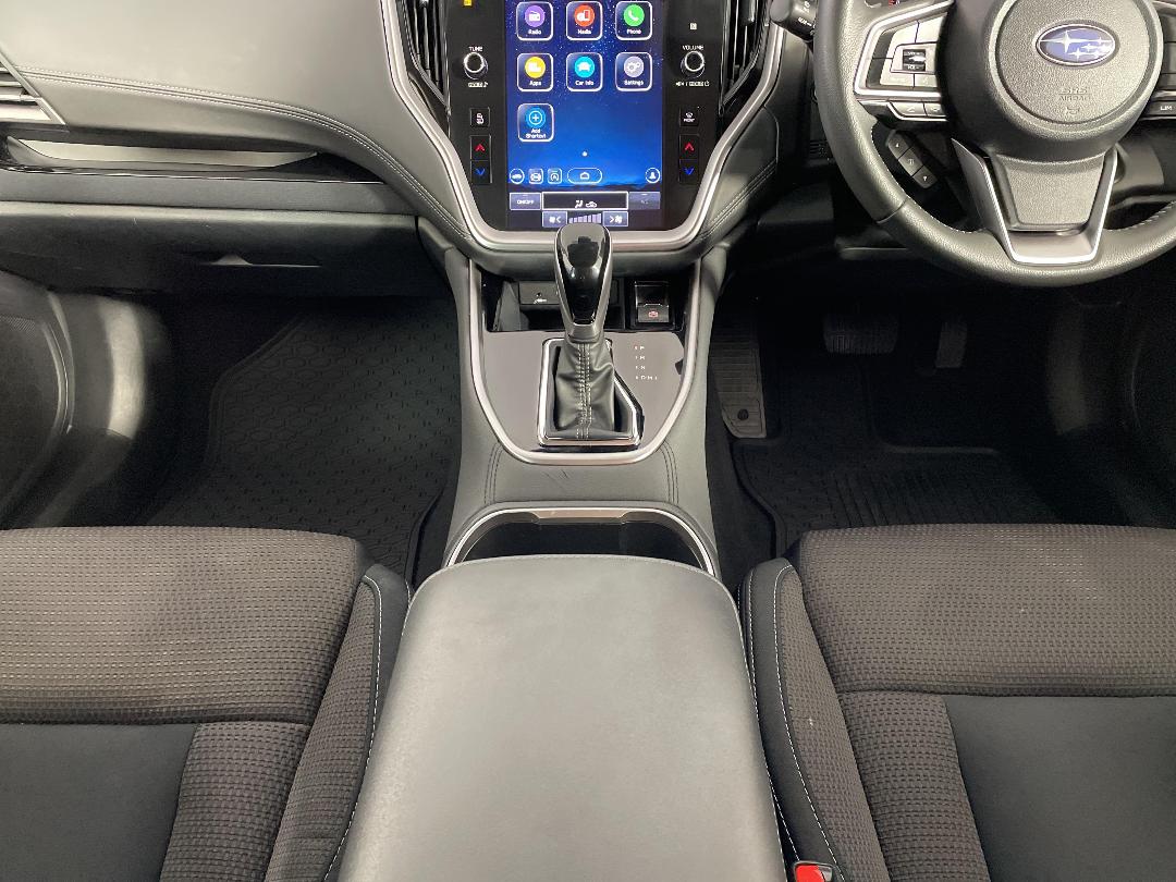 Photo '18' of Subaru Outback