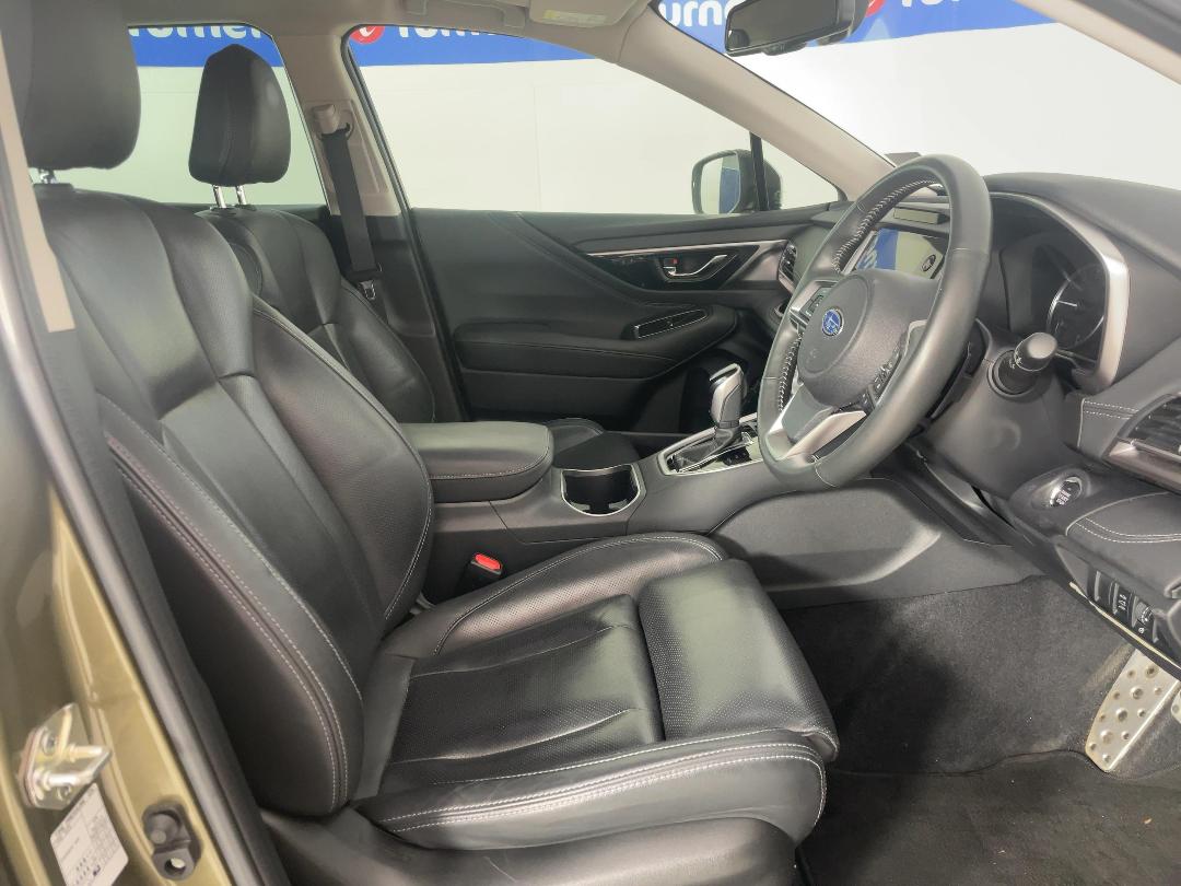 Photo '16' of Subaru Outback Photo '16' of Subaru Outback