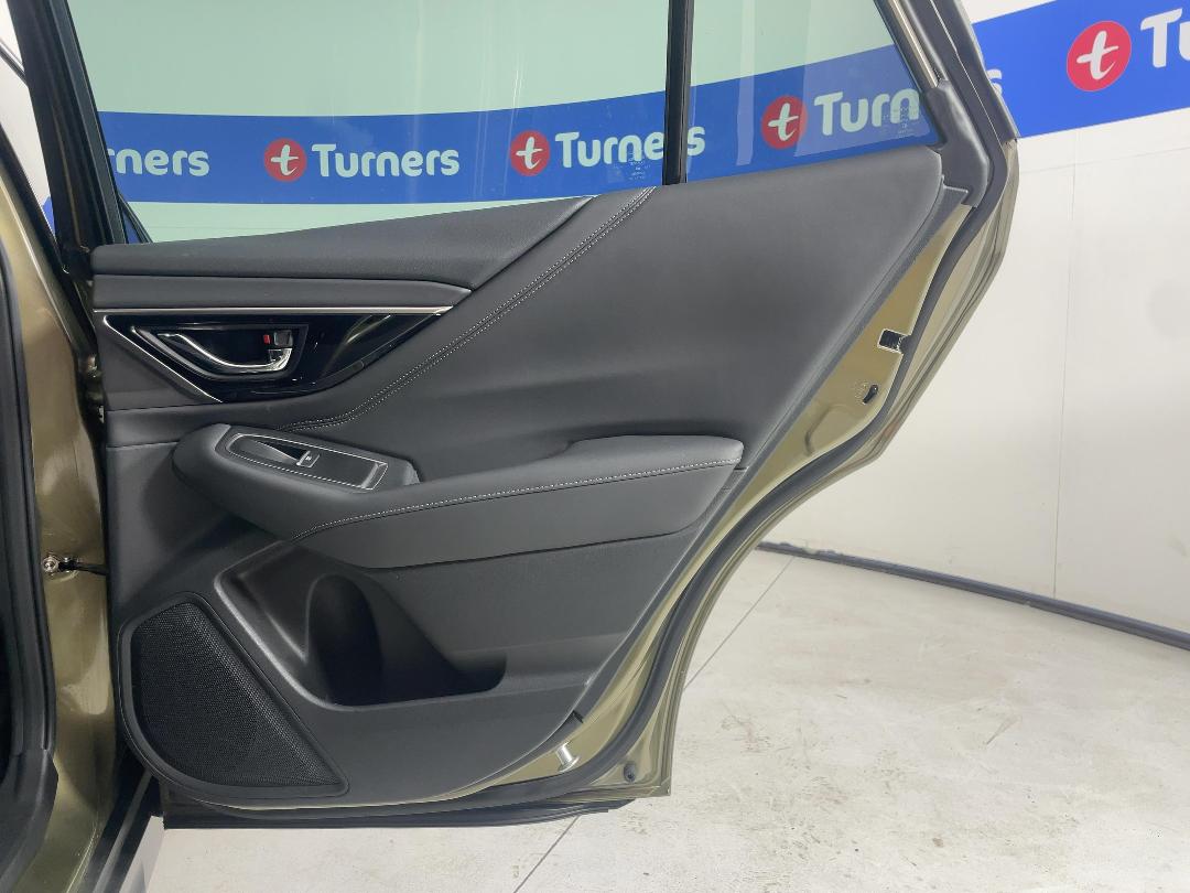 Photo '19' of Subaru Outback Photo '19' of Subaru Outback