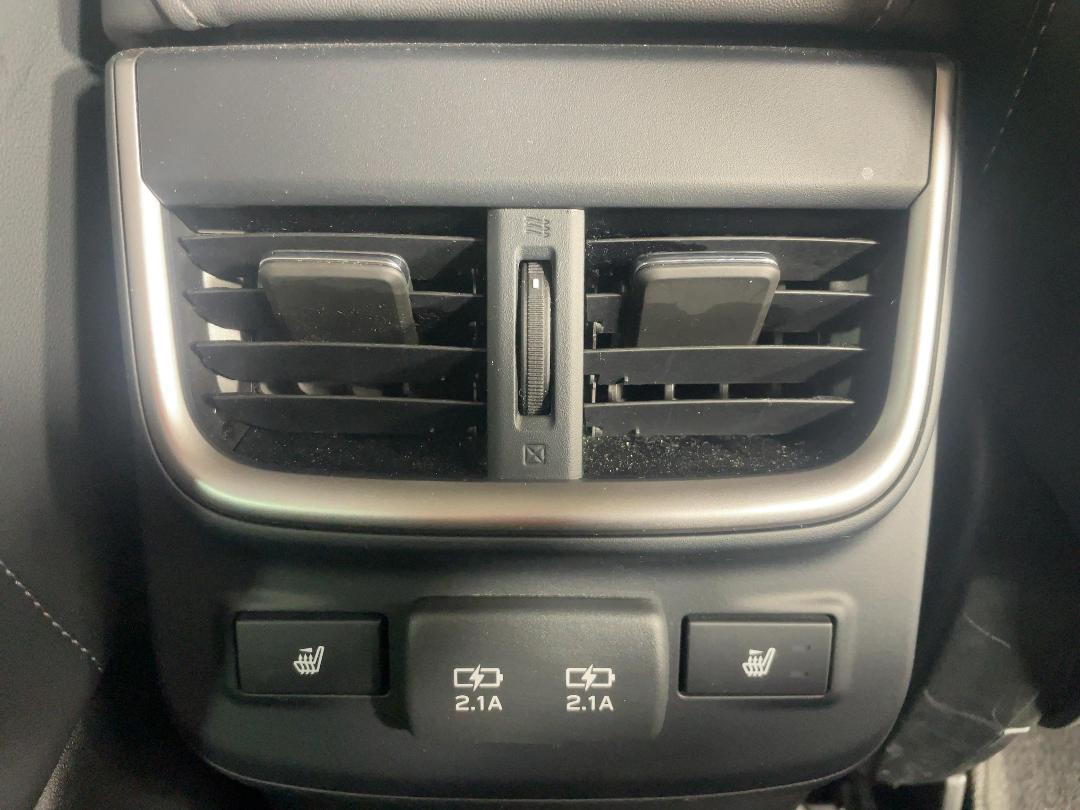 Photo '24' of Subaru Outback Photo '24' of Subaru Outback