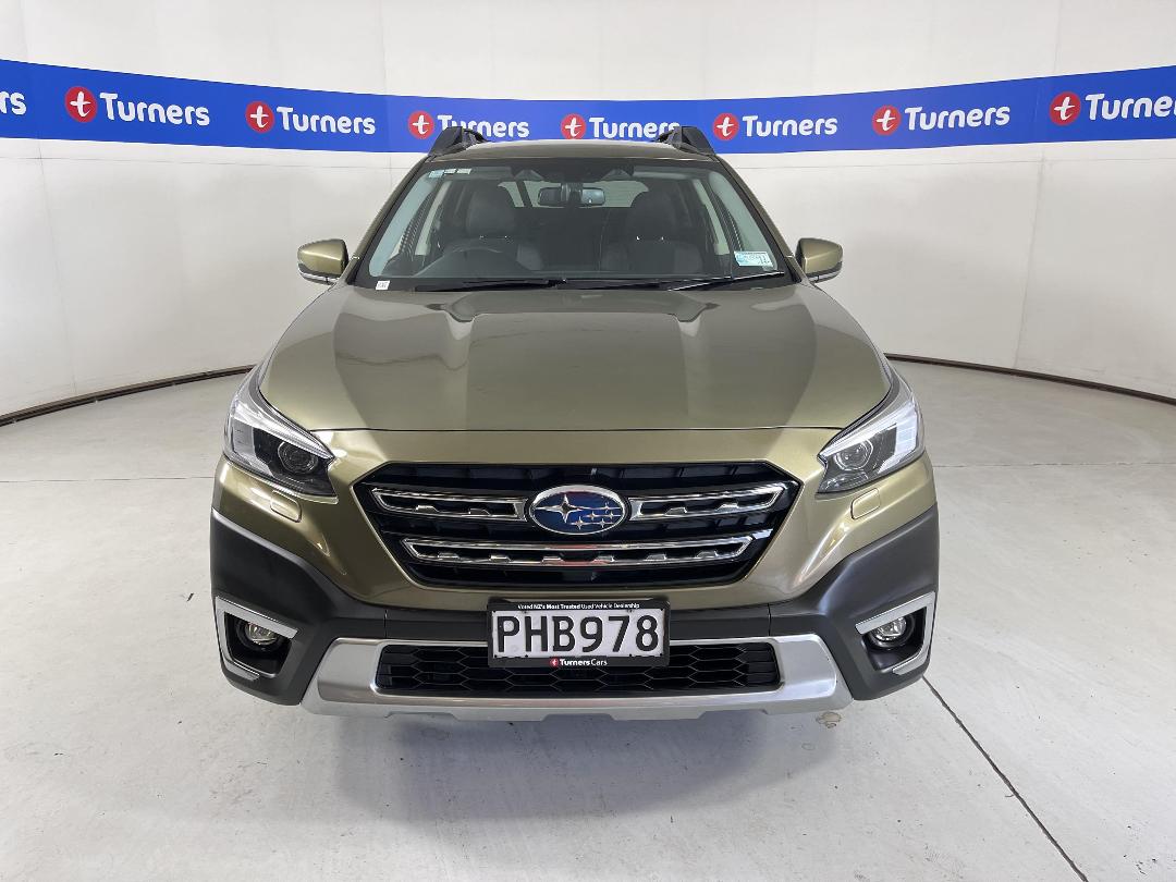 Photo '2' of Subaru Outback