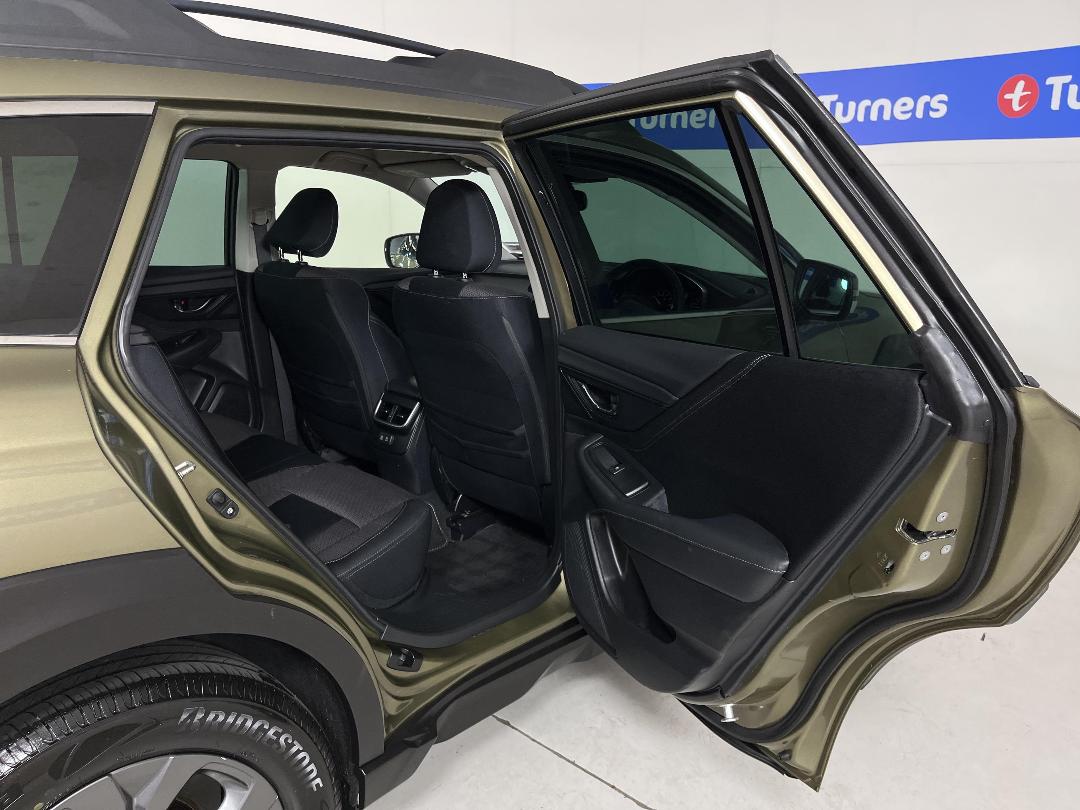 Photo '19' of Subaru Outback