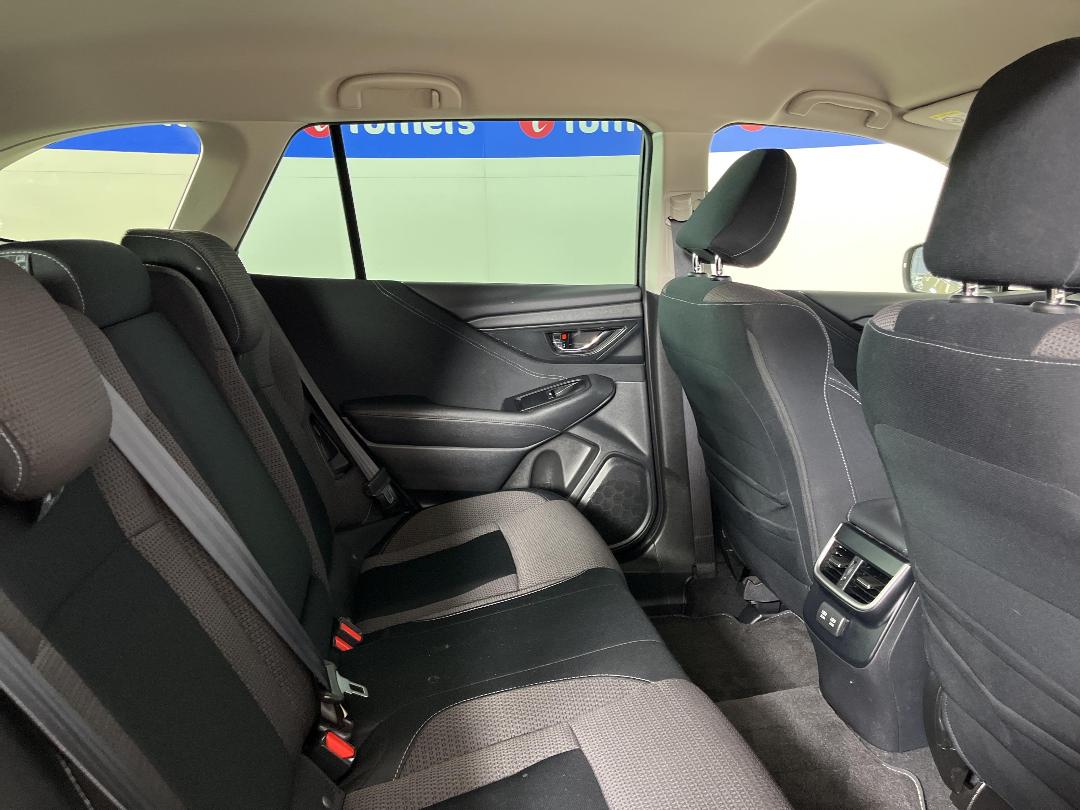 Photo '20' of Subaru Outback