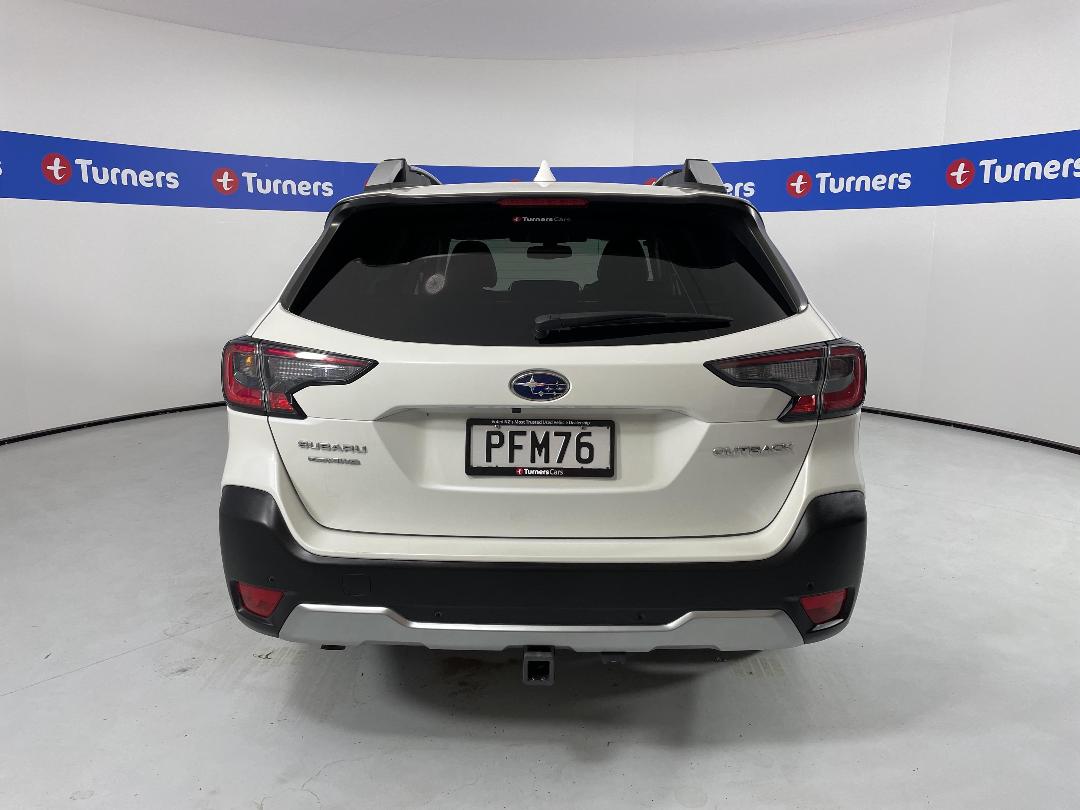 Photo '6' of Subaru Outback Photo '6' of Subaru Outback