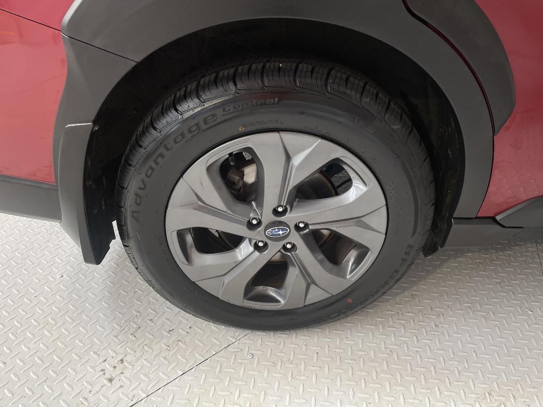 Photo '12' of Subaru Outback