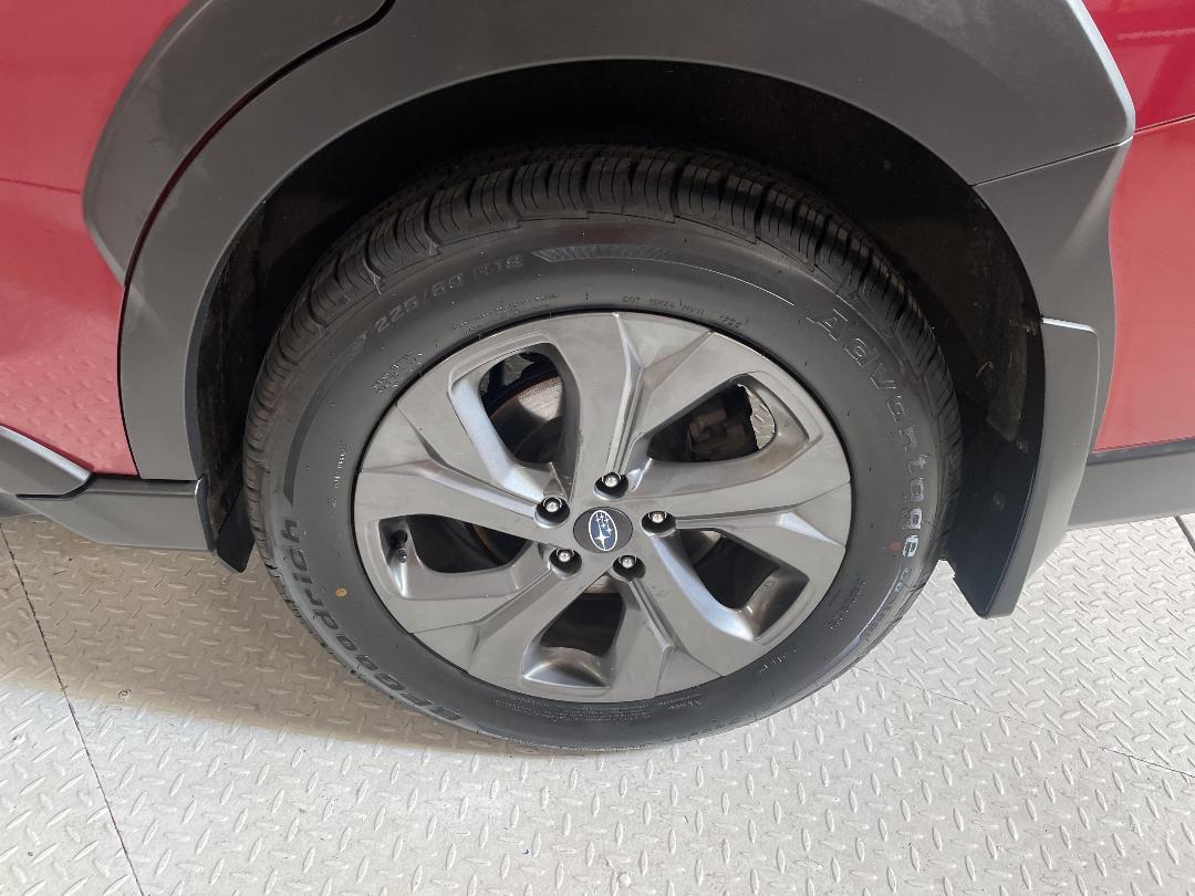 Photo '11' of Subaru Outback