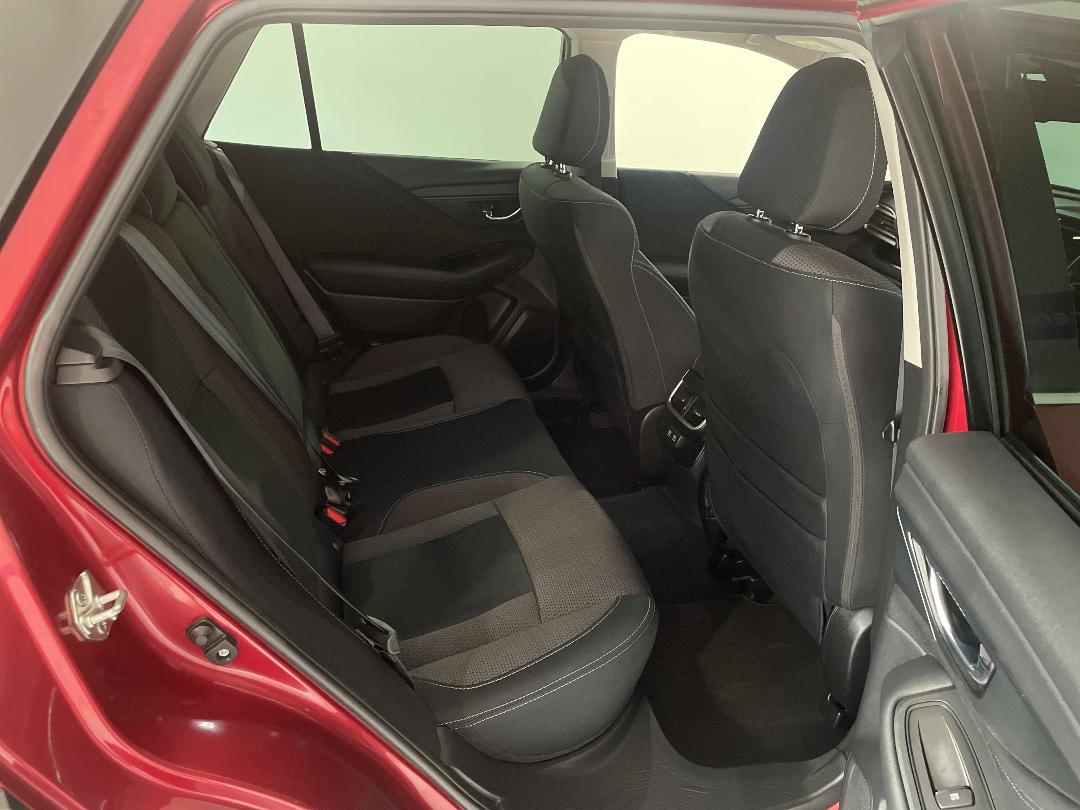 Photo '20' of Subaru Outback