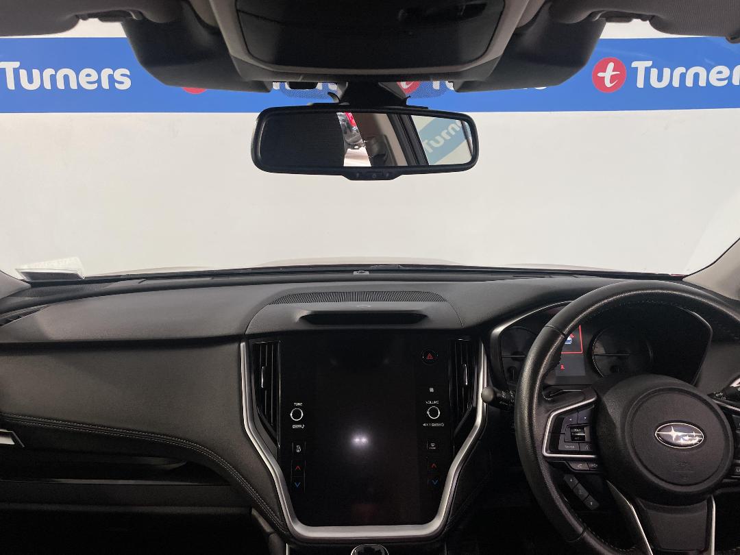 Photo '17' of Subaru Outback