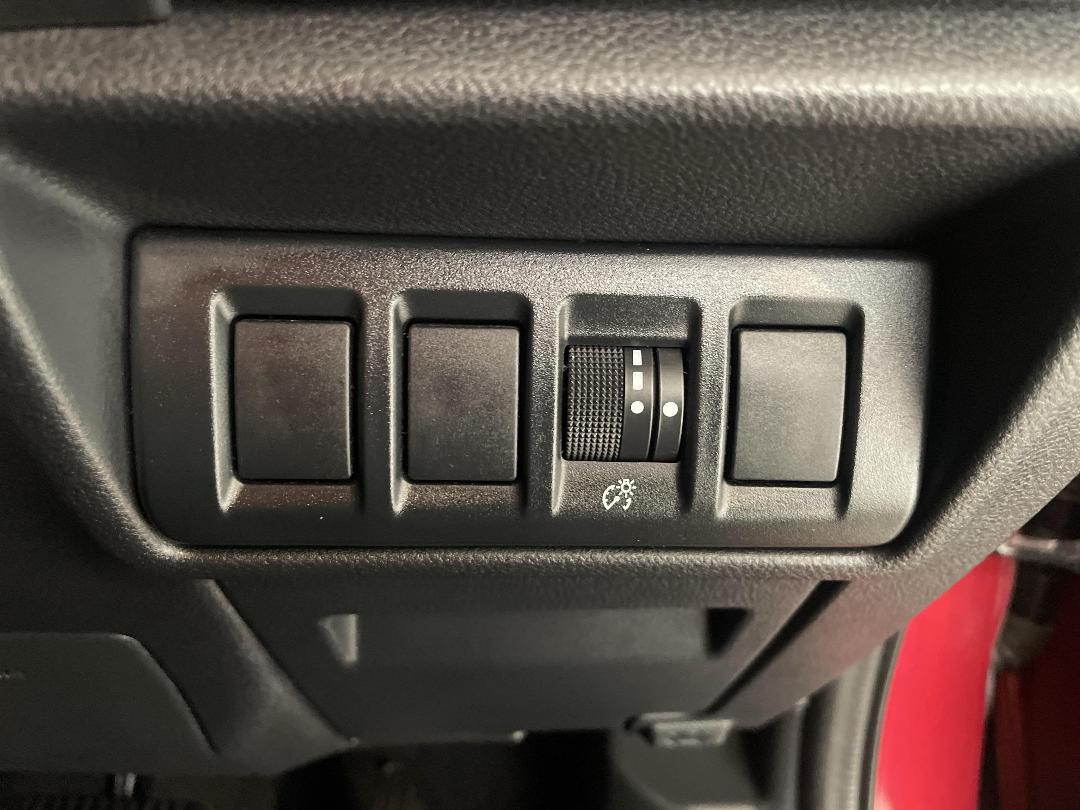 Photo '25' of Subaru Outback