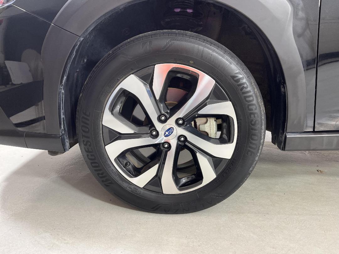 Photo '10' of Subaru Outback