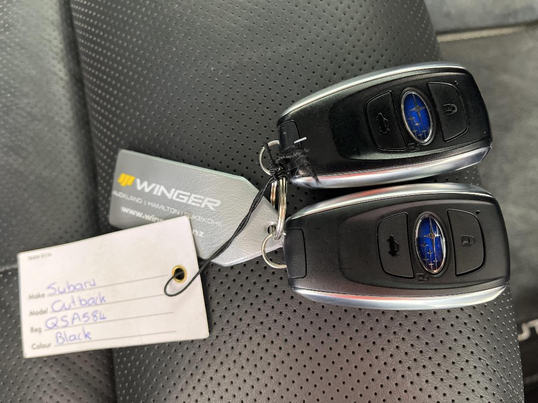 Photo '22' of Subaru Outback