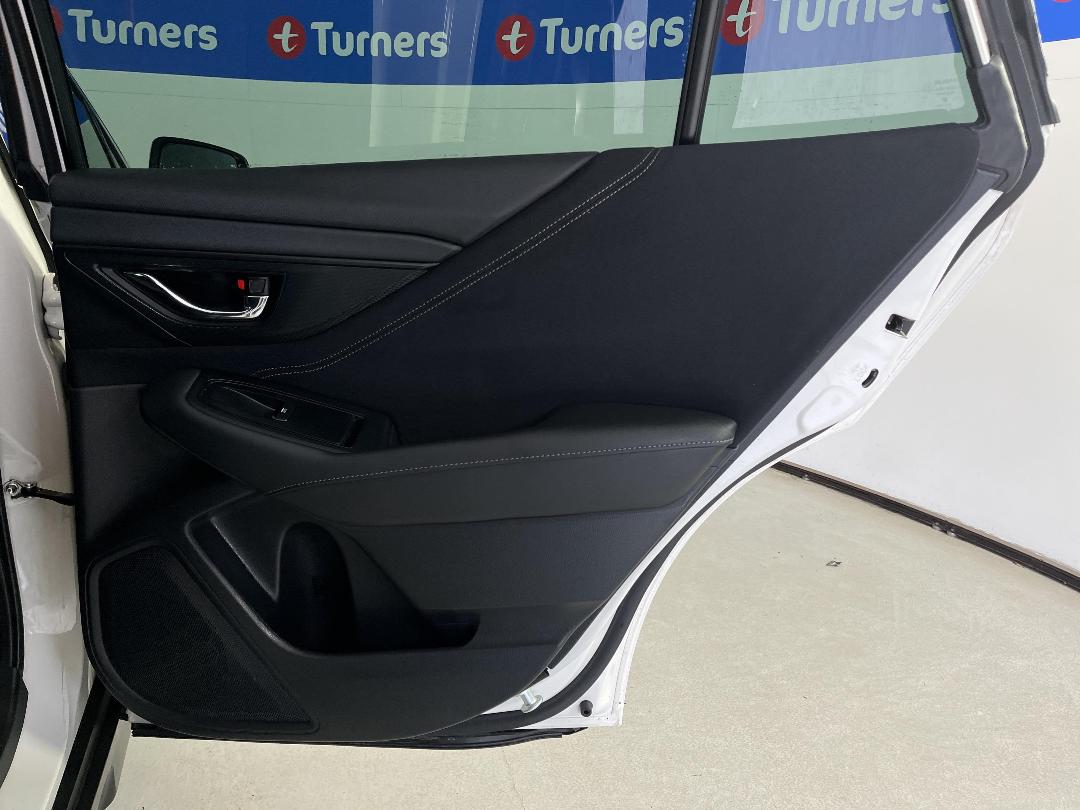 Photo '19' of Subaru Outback Photo '19' of Subaru Outback