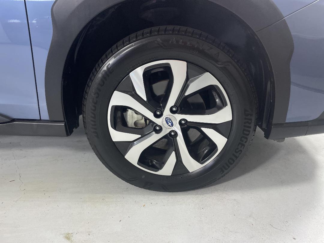 Photo '9' of Subaru Outback