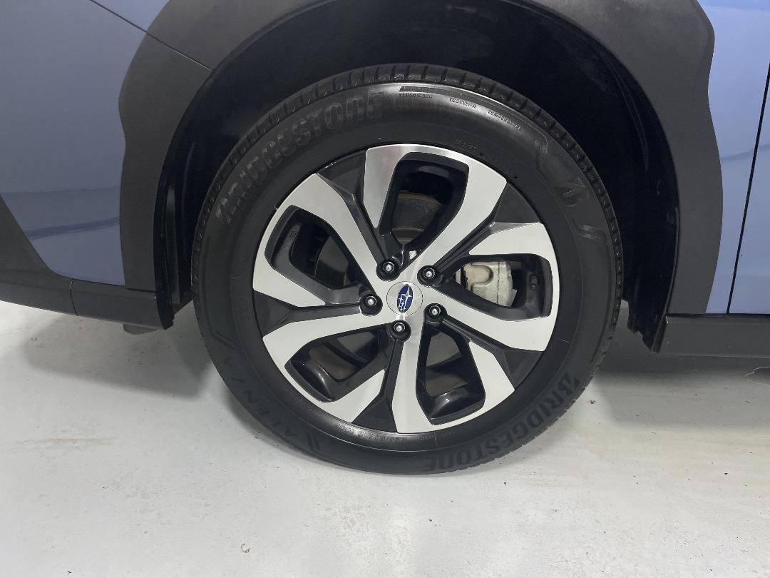 Photo '10' of Subaru Outback