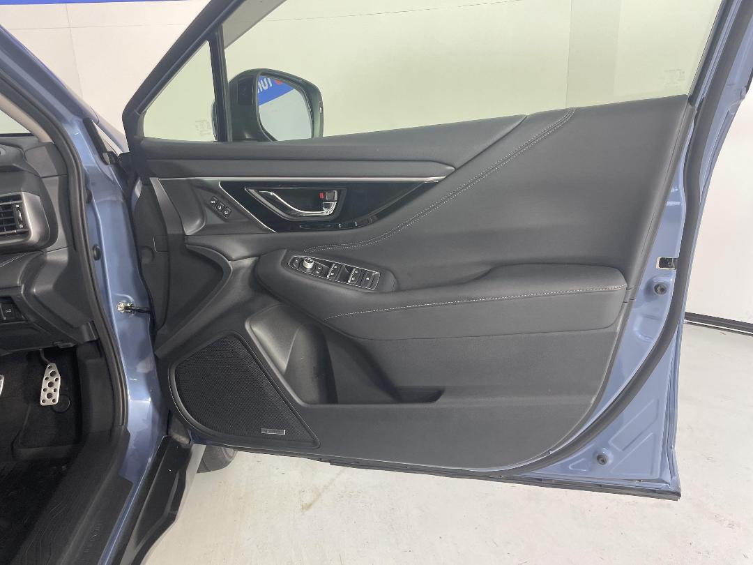 Photo '15' of Subaru Outback