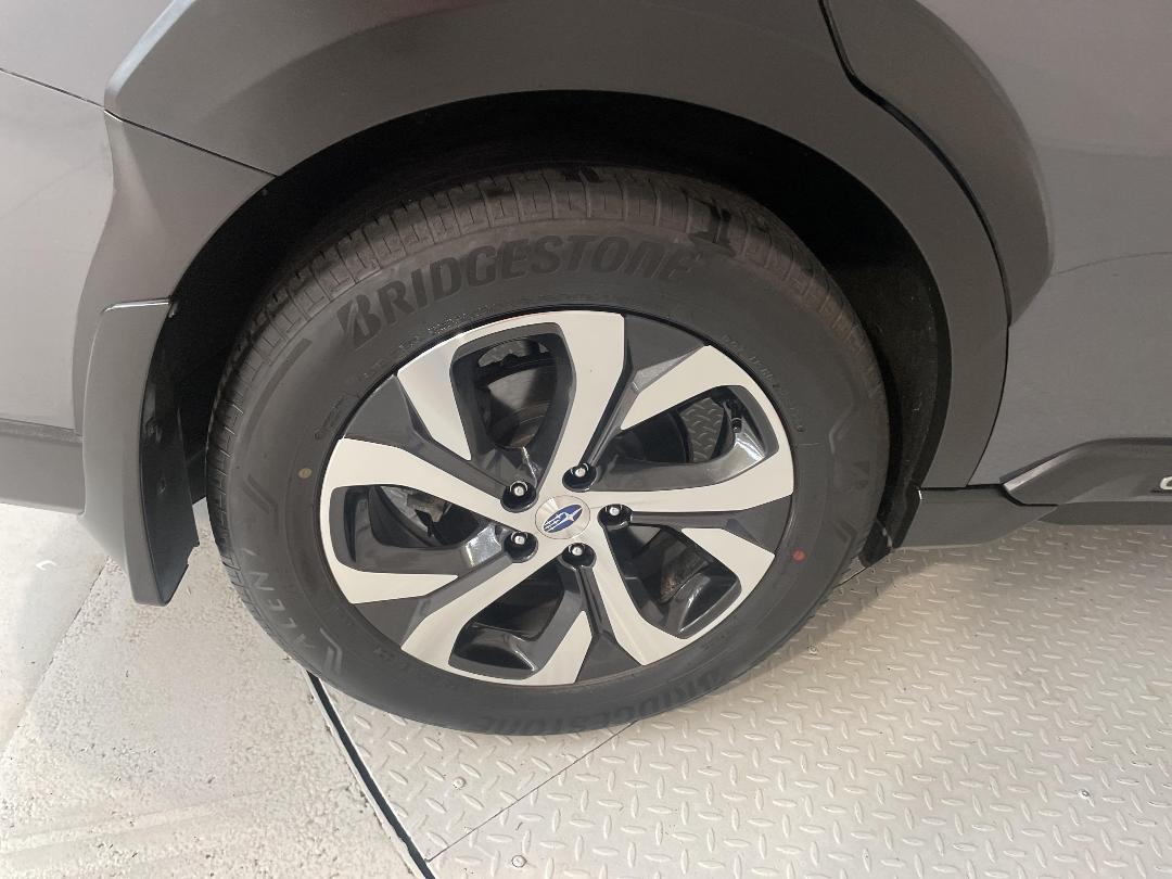 Photo '12' of Subaru Outback