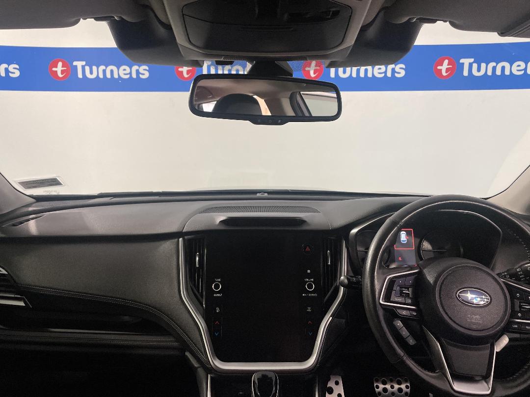 Photo '17' of Subaru Outback