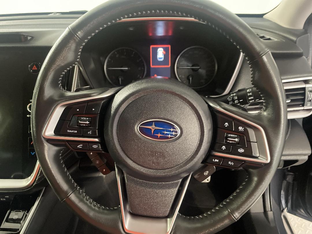 Photo '28' of Subaru Outback