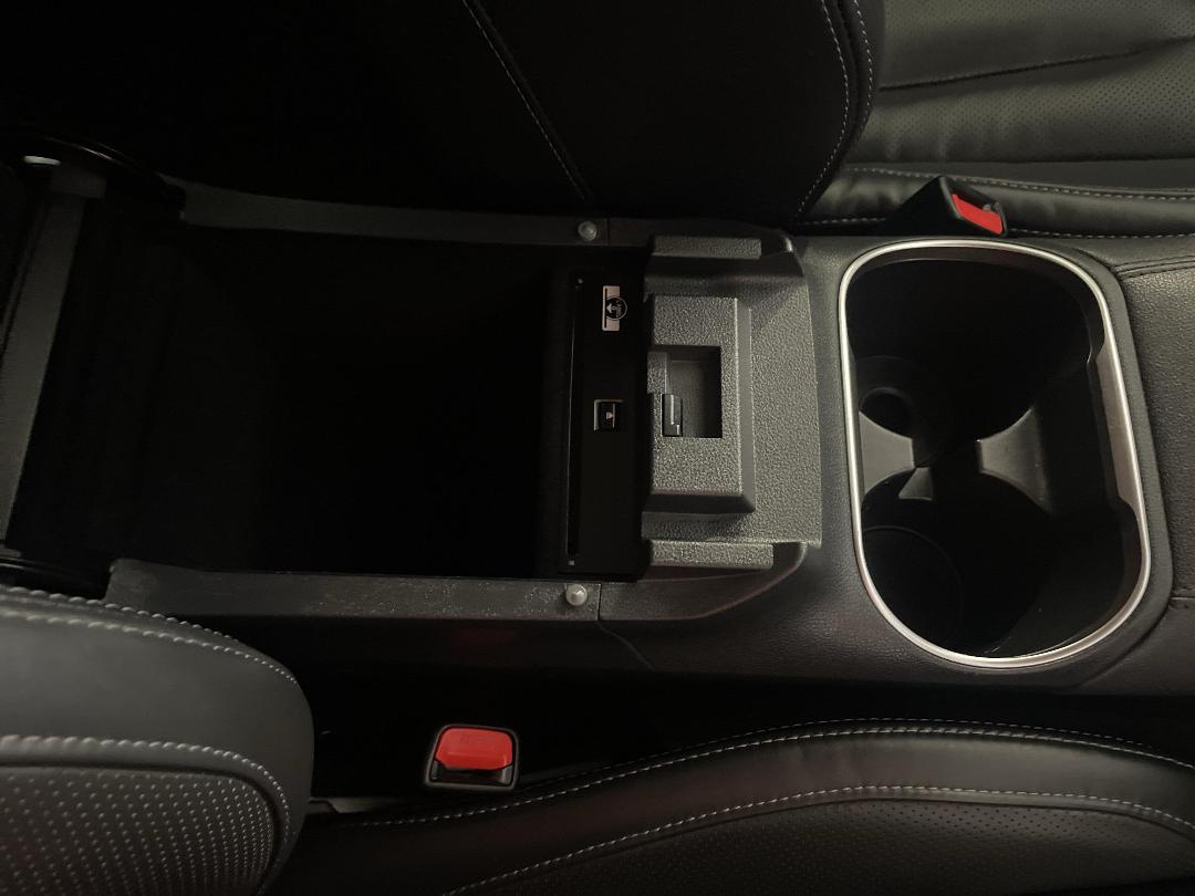 Photo '32' of Subaru Outback