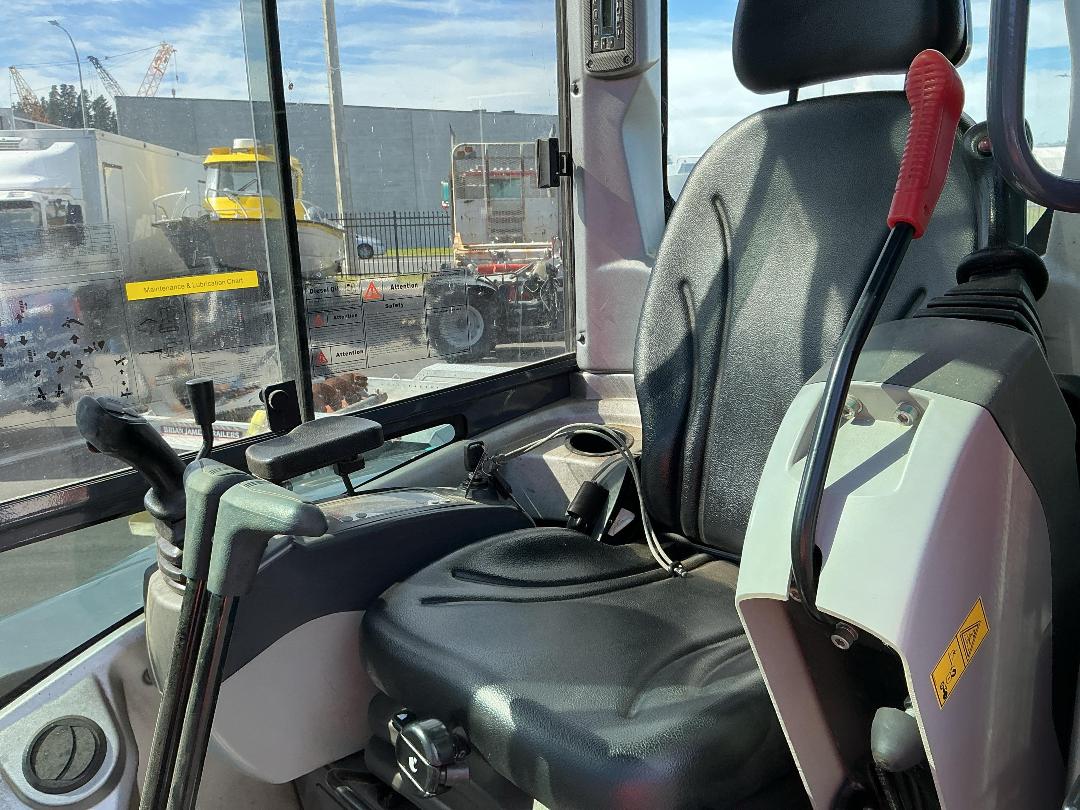 Photo '11' of Sunward SWE25UF with Trailer Excavator