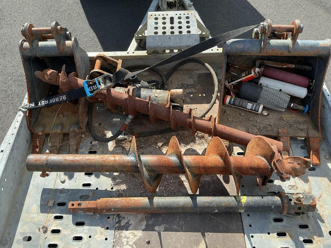 Photo '15' of Sunward SWE25UF with Trailer Excavator