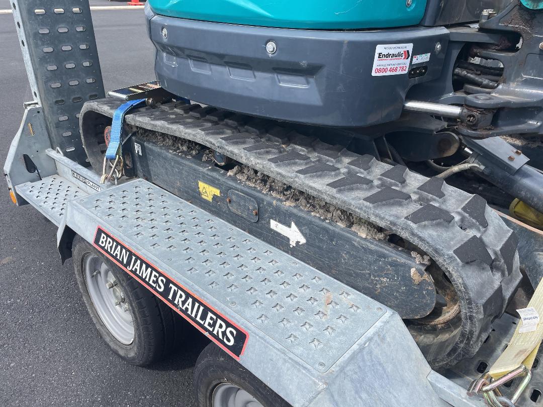 Photo '44' of Sunward SWE25UF with Trailer Excavator