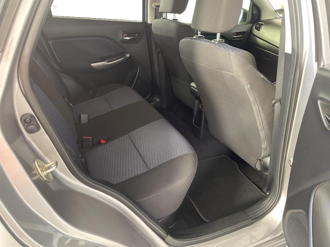 Photo '20' of Suzuki Baleno Photo '20' of Suzuki Baleno