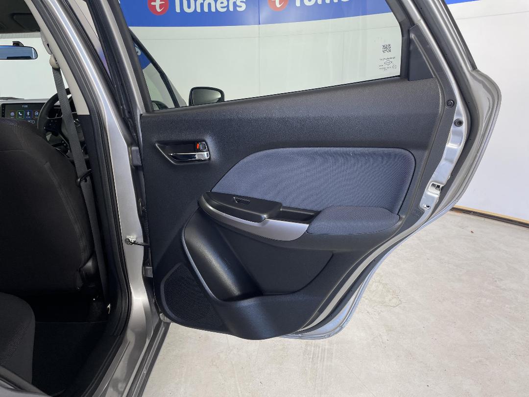 Photo '19' of Suzuki Baleno Photo '19' of Suzuki Baleno