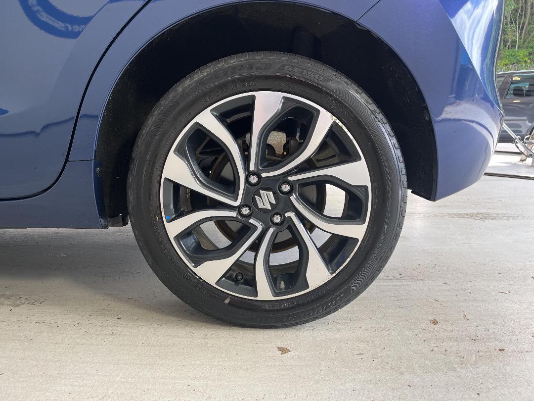 Photo '11' of Suzuki Baleno Photo '11' of Suzuki Baleno