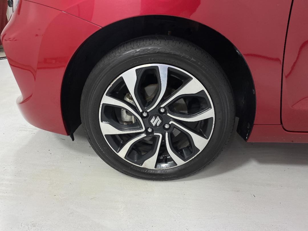 Photo '10' of Suzuki Baleno Photo '10' of Suzuki Baleno