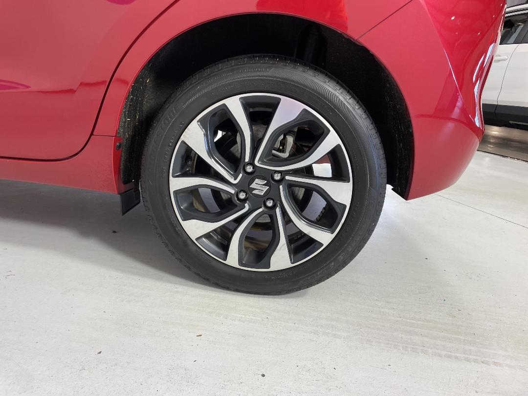 Photo '11' of Suzuki Baleno Photo '11' of Suzuki Baleno